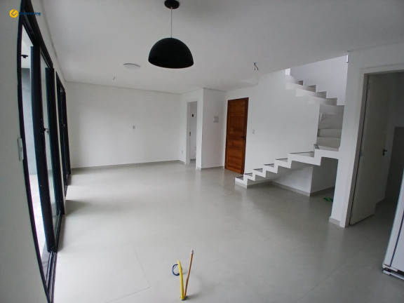 Imagem Casa com 2 Quartos à Venda, 180 m² em São João Do Rio Vermelho - Florianópolis Imagem Casa com 2 Quartos à Venda, 180 m² em São João Do Rio Vermelho - Florianópolis