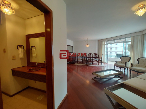 Imagem Apartamento com 4 Quartos à Venda, 257 m² em Centro - Florianópolis Imagem Apartamento com 4 Quartos à Venda, 257 m² em Centro - Florianópolis