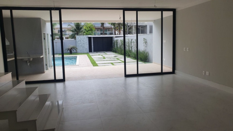 Imagem Casa com 6 Quartos à Venda, 380 m² em Barra Da Tijuca - Rio De Janeiro