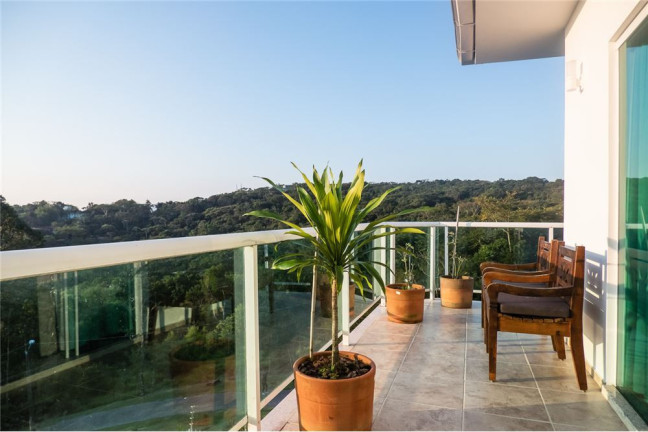 Imagem Casa com 4 Quartos à Venda,  em Pantanal - Florianópolis