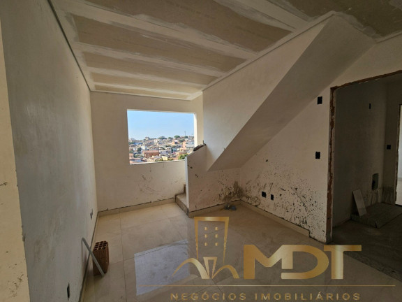 Imagem Imóvel com 2 Quartos à Venda, 100 m² em Rio Branco - Belo Horizonte Imagem Imóvel com 2 Quartos à Venda, 100 m² em Rio Branco - Belo Horizonte