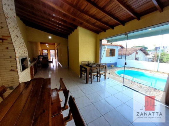 Imagem Sobrado com 3 Quartos à Venda, 180 m² em Tamandaré - Esteio Imagem Sobrado com 3 Quartos à Venda, 180 m² em Tamandaré - Esteio
