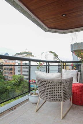 Imagem Imóvel com 3 Quartos à Venda, em Tijuca - Rio De Janeiro Imagem Imóvel com 3 Quartos à Venda, em Tijuca - Rio De Janeiro