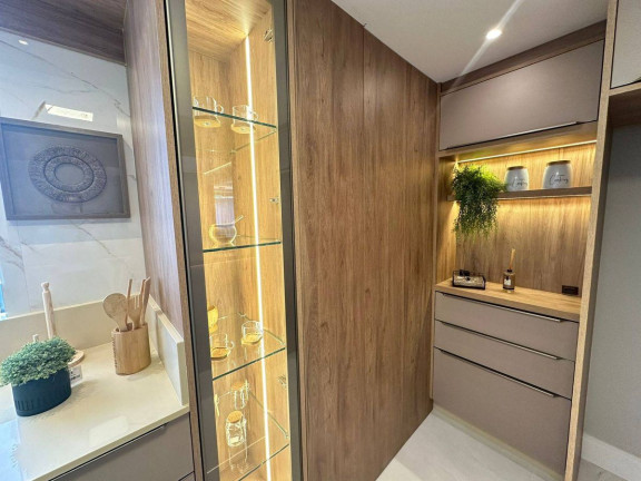 Imagem Cobertura com 4 Quartos à Venda, 178 m² em Centro - Balneário Camboriú Imagem Cobertura com 4 Quartos à Venda, 178 m² em Centro - Balneário Camboriú