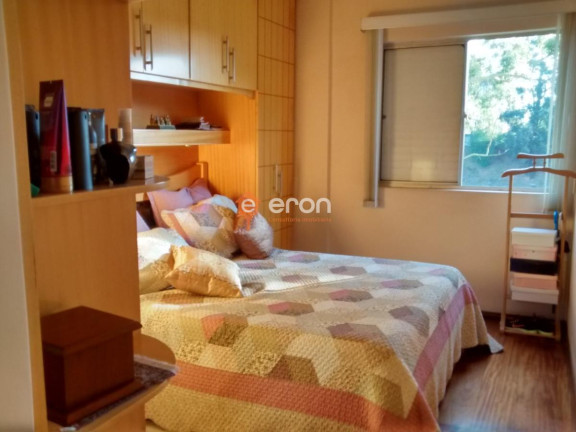 Imagem Apartamento com 3 Quartos à Venda, 127 m²
