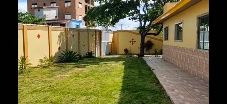 Imagem Casa com 5 Quartos à Venda, 1 m² em Itaoca - Itapemirim