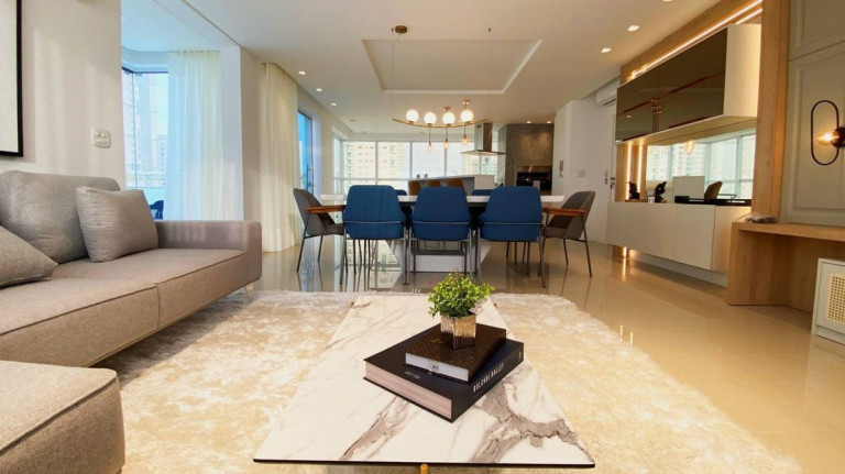 Cobertura com 4 Quartos à Venda, 240 m² em Centro - Balneário Camboriú
