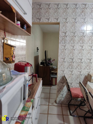 Imagem Sobrado com 4 Quartos à Venda, 260 m² em São Matheus - São Paulo Imagem Sobrado com 4 Quartos à Venda, 260 m² em São Matheus - São Paulo