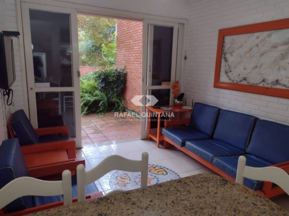 Imagem Casa de Condomínio com 2 Quartos à Venda, 58 m² em Canasvieiras - Florianópolis
