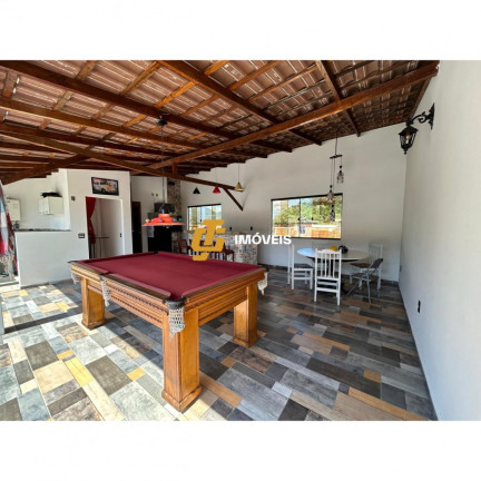 Imagem Casa com 2 Quartos à Venda, 180 m² em Tabuleiro - Camboriú Imagem Casa com 2 Quartos à Venda, 180 m² em Tabuleiro - Camboriú