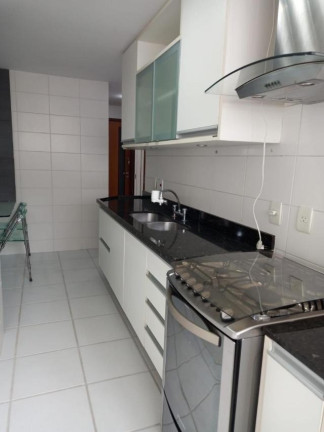 Imagem Imóvel com 3 Quartos à Venda, 130 m² em Icaraí - Niterói Imagem Imóvel com 3 Quartos à Venda, 130 m² em Icaraí - Niterói