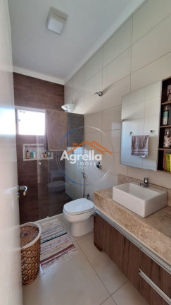 Imagem Casa com 2 Quartos à Venda, 165 m² em Jardim Do Lago - Mogi Mirim Imagem Casa com 2 Quartos à Venda, 165 m² em Jardim Do Lago - Mogi Mirim