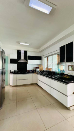Imagem Sobrado com 3 Quartos à Venda, 275 m² em Loteamento Portal Do Sol Ii - Goiânia Imagem Sobrado com 3 Quartos à Venda, 275 m² em Loteamento Portal Do Sol Ii - Goiânia