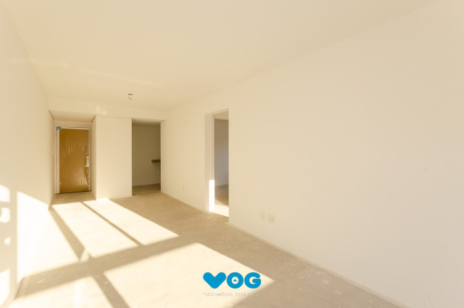 Imagem Imóvel com 2 Quartos à Venda, 70 m² em Jardim Do Salso - Porto Alegre