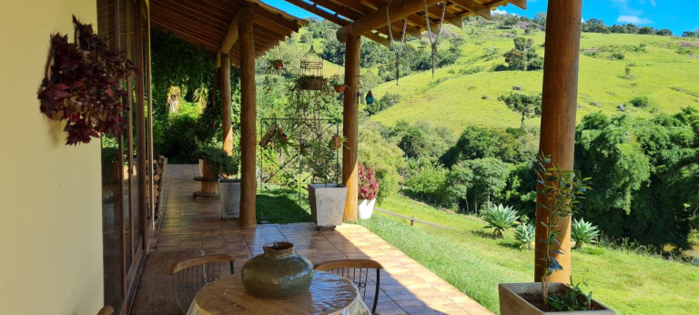 Imagem Chácara com 3 Quartos à Venda, 24.000 m² em Pedra Bela Imagem Chácara com 3 Quartos à Venda, 24.000 m² em Pedra Bela