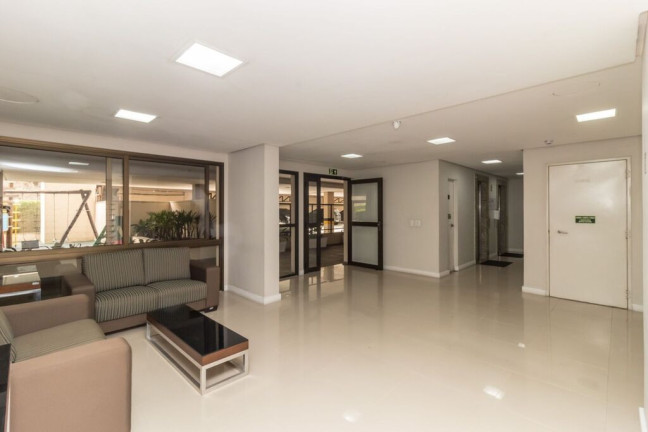 Imagem Apartamento com 3 Quartos à Venda, 76 m² em Passo Da Areia - Porto Alegre