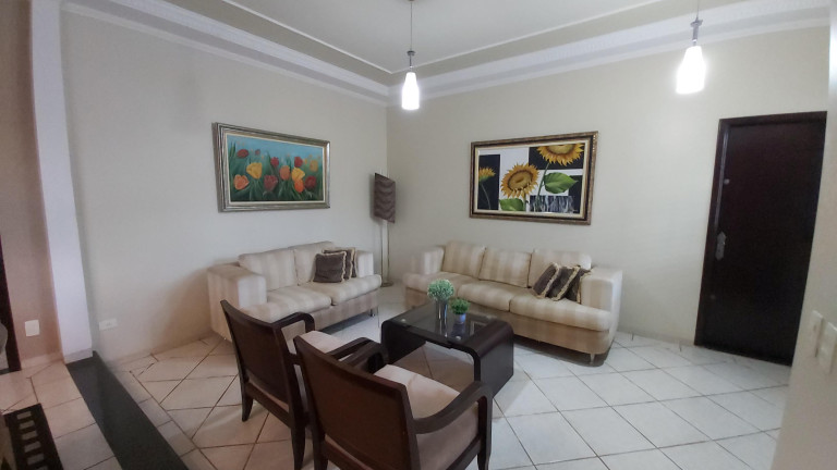 Imagem Casa com 3 Quartos à Venda, 252 m² em Vila Vilas Boas - Campo Grande