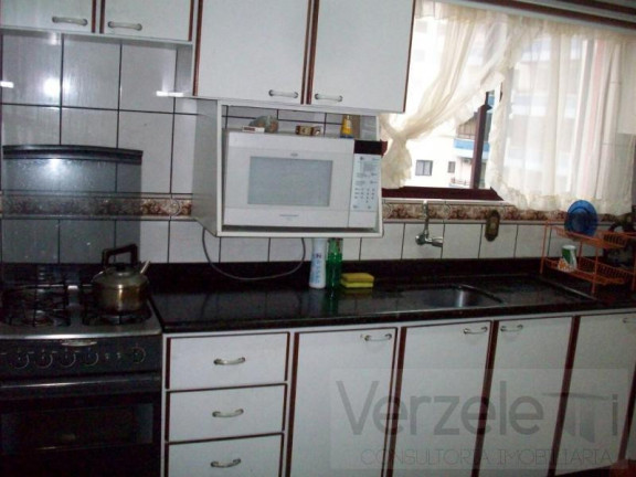 Imagem Apartamento com 3 Quartos para Temporada, 130 m² em Meia Praia - Itapema