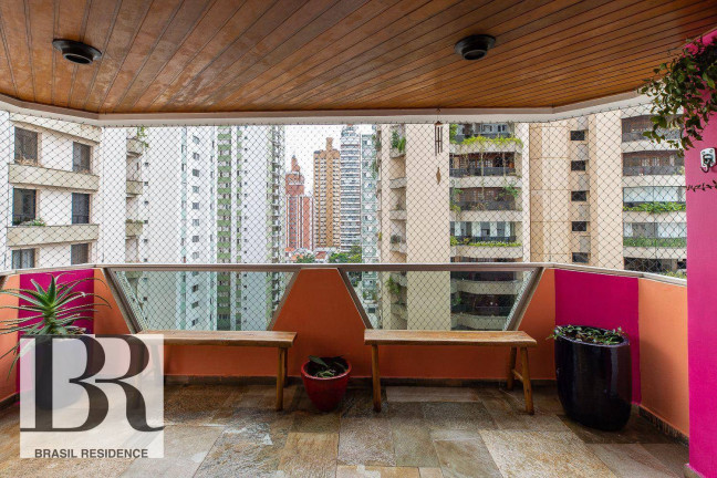 Imagem Apartamento com 3 Quartos à Venda, 200 m² em Moema - São Paulo Imagem Apartamento com 3 Quartos à Venda, 200 m² em Moema - São Paulo