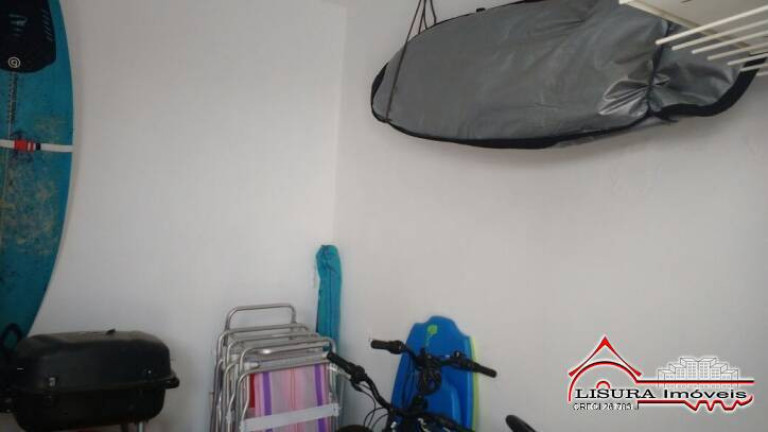 Imagem Casa com 3 Quartos à Venda, 200 m² em Centro - Jacareí Imagem Casa com 3 Quartos à Venda, 200 m² em Centro - Jacareí