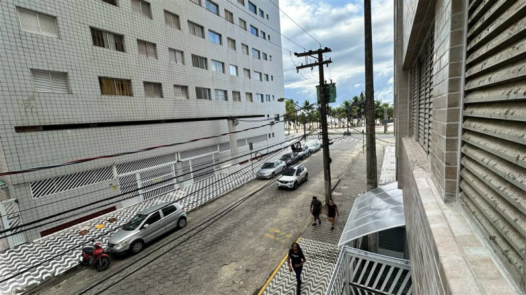 Imagem Kitnet à Venda, 32 m² em Aviação - Praia Grande Imagem Kitnet à Venda, 32 m² em Aviação - Praia Grande