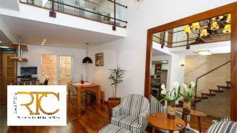 Imagem Casa com 2 Quartos à Venda, 166 m² em Vila Sofia - São Paulo Imagem Casa com 2 Quartos à Venda, 166 m² em Vila Sofia - São Paulo