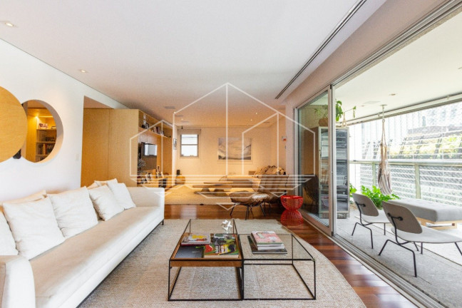 Apartamento com 3 Quartos à Venda, 262 m² em Itaim Bibi - São Paulo