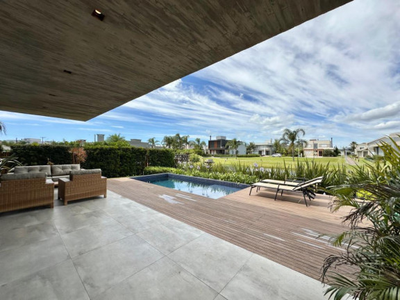 Imagem Casa com 4 Quartos à Venda, 270 m² em Xangri-la - Capao Da Canoa Imagem Casa com 4 Quartos à Venda, 270 m² em Xangri-la - Capao Da Canoa