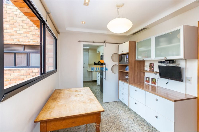 Imagem Apartamento com 3 Quartos à Venda,  em Moema - São Paulo