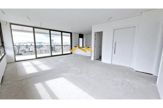 Apartamento com 3 Quartos à Venda, 189 m² em Vila Nova Conceição - São Paulo