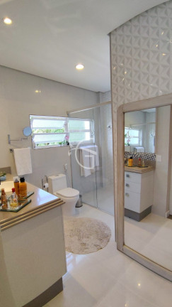 Imagem Apartamento com 3 Quartos à Venda, 206 m² em Atiradores - Joinville