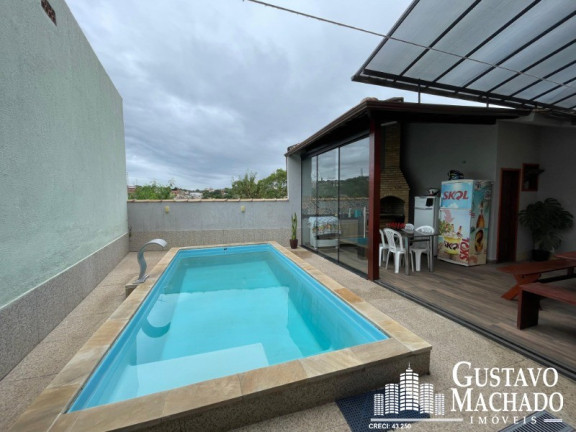 Casa com 3 Quartos à Venda, 480 m² em Village Santa Helena - Volta Redonda