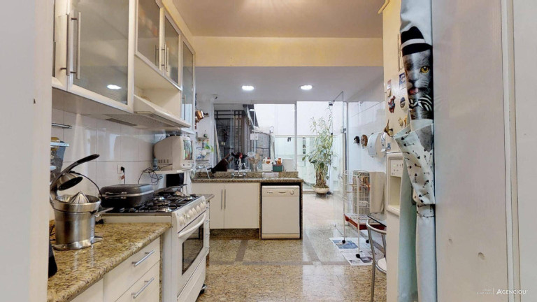 Imagem Casa com 5 Quartos à Venda, 238 m² em Planalto Paulista - São Paulo Imagem Casa com 5 Quartos à Venda, 238 m² em Planalto Paulista - São Paulo