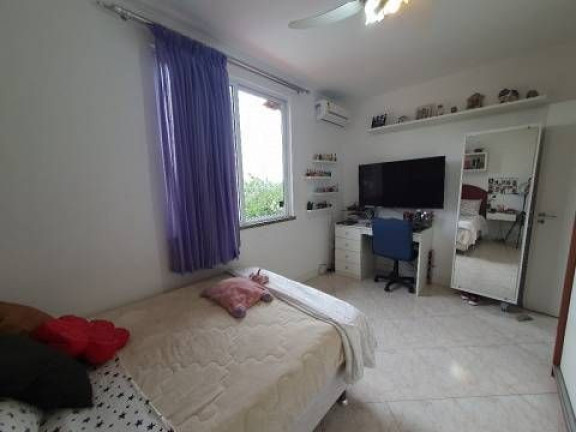 Imagem Casa com 4 Quartos à Venda, 377 m² em Freguesia De Jacarepaguá - Rio De Janeiro