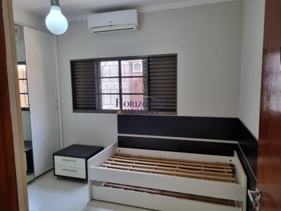 Imagem Casa com 3 Quartos à Venda, 196 m² em São Francisco - Campo Grande Imagem Casa com 3 Quartos à Venda, 196 m² em São Francisco - Campo Grande
