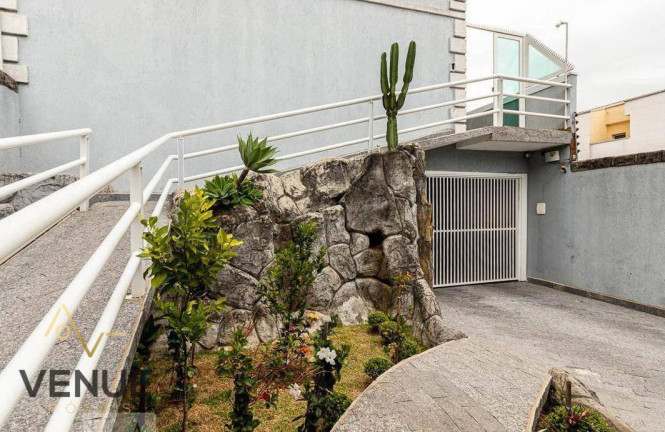 Imagem Sobrado com 3 Quartos à Venda, 134 m² em Vila Ré - São Paulo