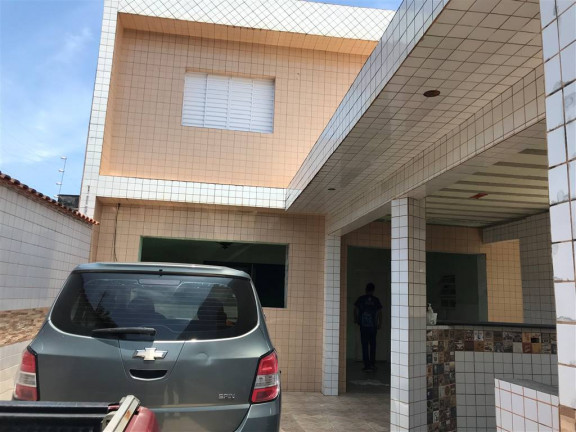 Casa com 3 Quartos à Venda, 191 m² em Ocian - Praia Grande