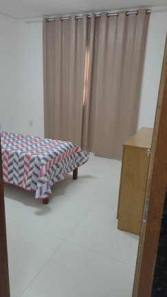 Imagem Imóvel com 2 Quartos à Venda, 2.200 m²