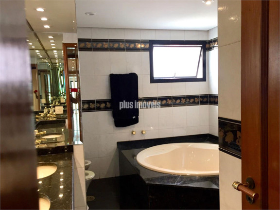 Imagem Apartamento com 3 Quartos à Venda, 257 m² em Moema - São Paulo Imagem Apartamento com 3 Quartos à Venda, 257 m² em Moema - São Paulo