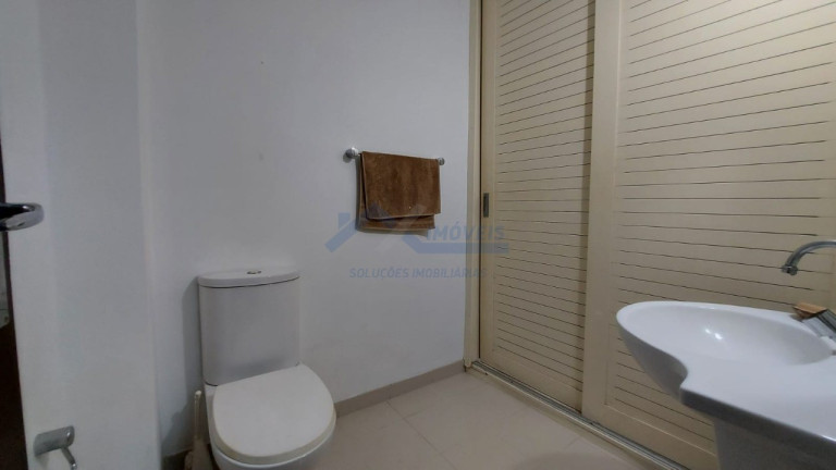 Imagem Sobrado com 3 Quartos à Venda, 325 m² em Vila Assunção - Porto Alegre Imagem Sobrado com 3 Quartos à Venda, 325 m² em Vila Assunção - Porto Alegre