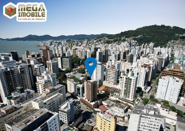 Imagem Apartamento com 1 Quarto à Venda, 44 m² em Centro - Florianópolis Imagem Apartamento com 1 Quarto à Venda, 44 m² em Centro - Florianópolis
