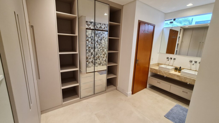 Imagem Casa com 3 Quartos à Venda, em Camburi - São Sebastião Imagem Casa com 3 Quartos à Venda, em Camburi - São Sebastião