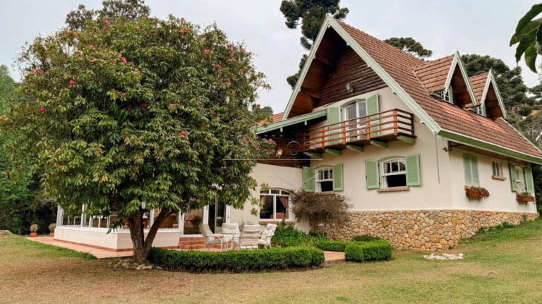 Imagem Casa com 5 Quartos à Venda, 1.230 m² em Jardim Embaixador Imagem Casa com 5 Quartos à Venda, 1.230 m² em Jardim Embaixador