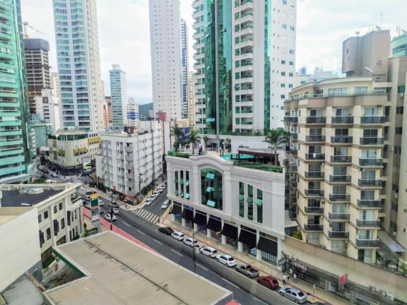 Imagem Imóvel com 3 Quartos à Venda, 155 m² em Centro - Balneário Camboriú Imagem Imóvel com 3 Quartos à Venda, 155 m² em Centro - Balneário Camboriú