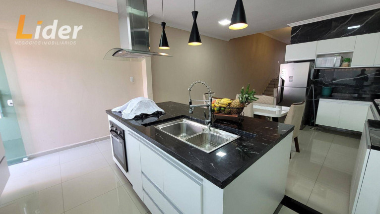 Imagem Casa com 3 Quartos à Venda, 145 m² em Jardim Dos Alfineiros - Juiz De Fora