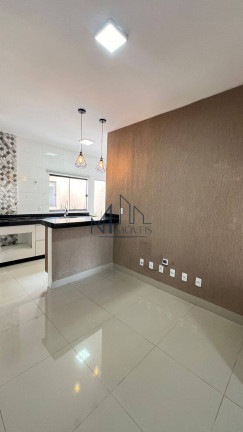 Imagem Casa com 3 Quartos à Venda, 180 m² em Setor Três Marias - Goiânia Imagem Casa com 3 Quartos à Venda, 180 m² em Setor Três Marias - Goiânia