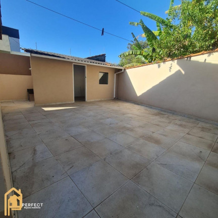 Imagem Casa com 2 Quartos à Venda, 250 m² em Jardim Maria Augusta - Taubaté Imagem Casa com 2 Quartos à Venda, 250 m² em Jardim Maria Augusta - Taubaté