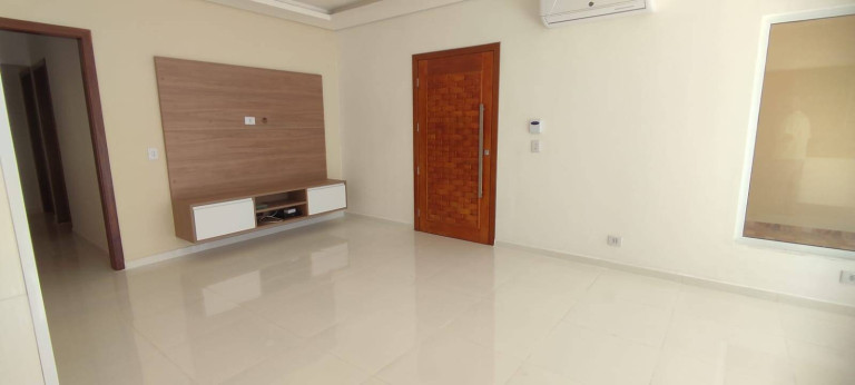 Imagem Casa com 3 Quartos à Venda, 250 m² em Jardim Imperador - Peruíbe Imagem Casa com 3 Quartos à Venda, 250 m² em Jardim Imperador - Peruíbe