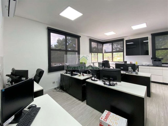 Imagem Sala Comercial à Venda, 1.566 m² em Granja Viana - Cotia