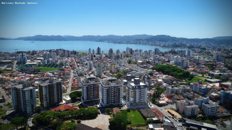 Imagem Apartamento com 3 Quartos à Venda, 147 m² em Estreito - Florianópolis Imagem Apartamento com 3 Quartos à Venda, 147 m² em Estreito - Florianópolis